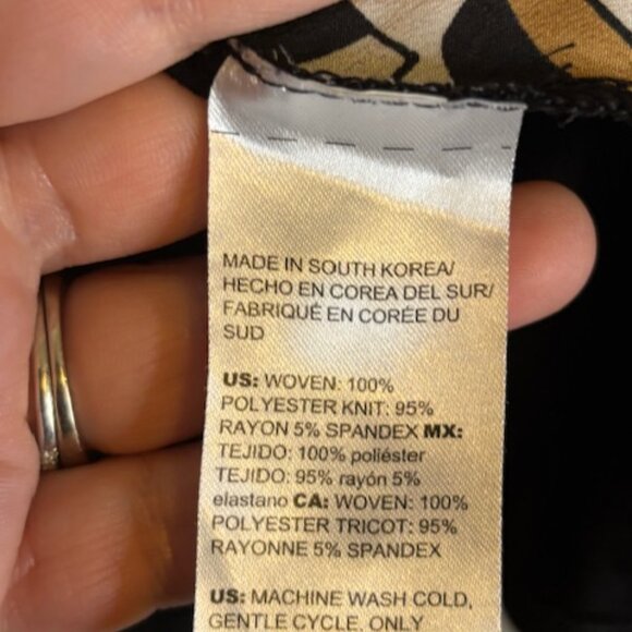 Chico's Blouse Women's Size Large Abstract Chicos 2 - Picture 4 of 4